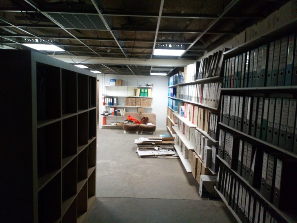 Salle de restaurant avant