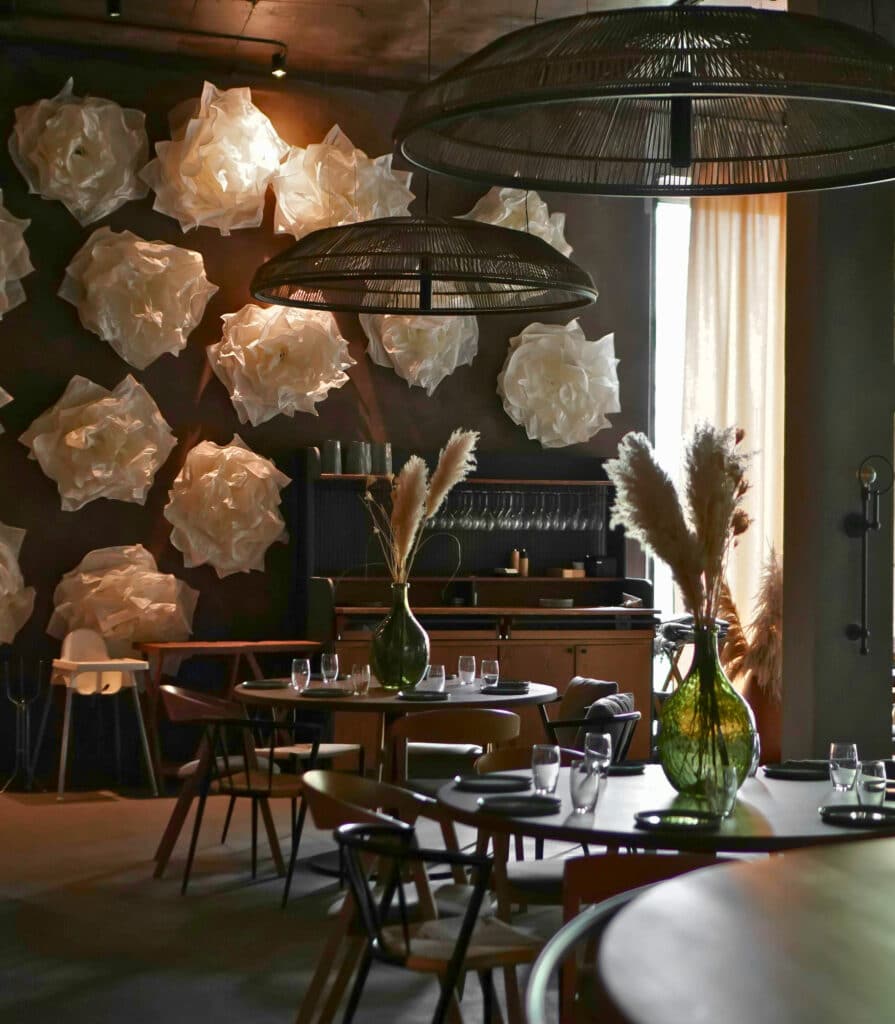 Élément signature de restaurant, point focal mémorable de la salle
