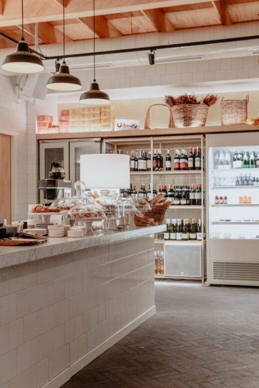 Comment&#x20;r&#x00E9;ussir&#x20;l&amp;&#x23;8217&#x3B;am&#x00E9;nagement&#x20;d&amp;&#x23;8217&#x3B;une&#x20;&#x00E9;picerie&#x20;fine&#x3F;&#x20;Les&#x20;r&#x00E8;gles&#x20;d&amp;&#x23;8217&#x3B;or&#x20;&#x00E0;&#x20;conna&#x00EE;tre