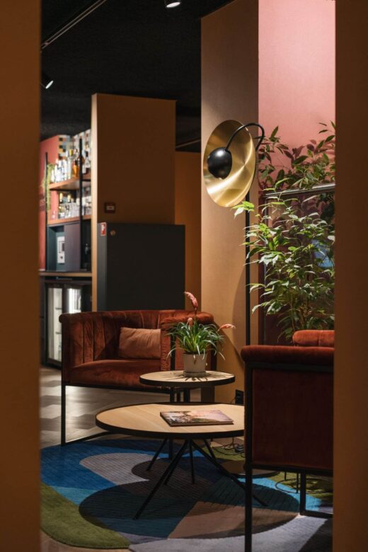 Tendances&#x20;d&#x00E9;co&#x20;&#x3A;&#x20;comment&#x20;s&#x2019;en&#x20;inspirer&#x20;sans&#x20;perdre&#x20;l&#x2019;identit&#x00E9;&#x20;de&#x20;son&#x20;&#x00E9;tablissement&#x20;&#x3F;